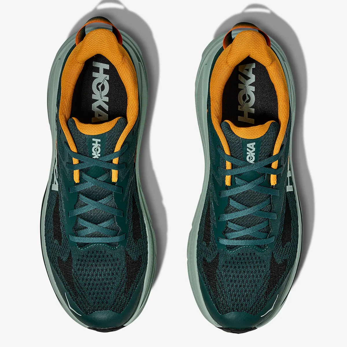 Hoka Patike M CHALLENGER 8 