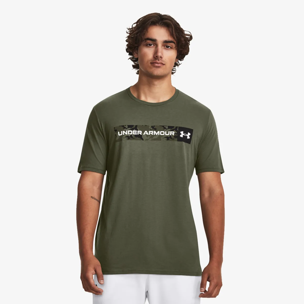 Under Armour Majica kratkih rukava Camo Chest Stripe