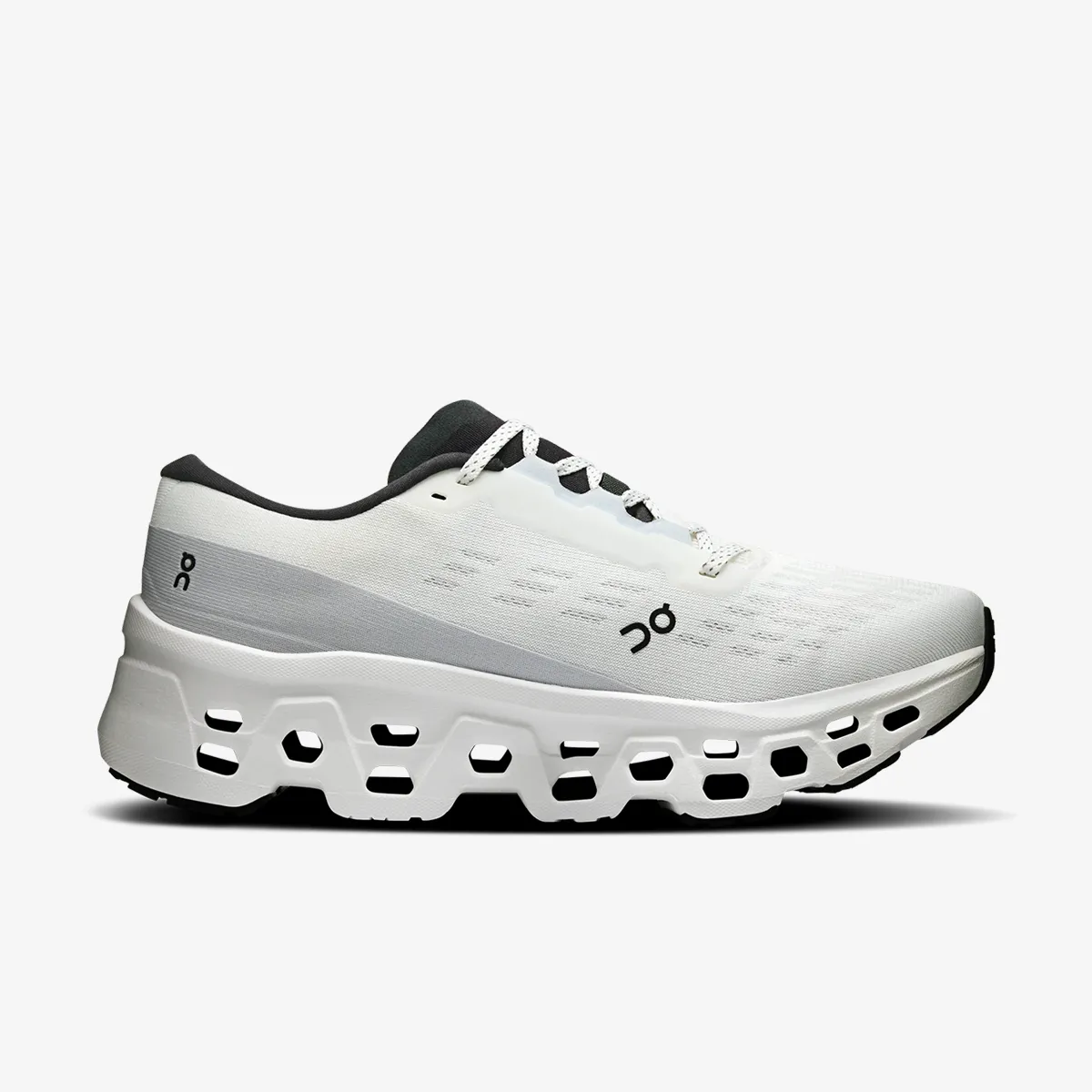 On Patike Cloudmonster 3