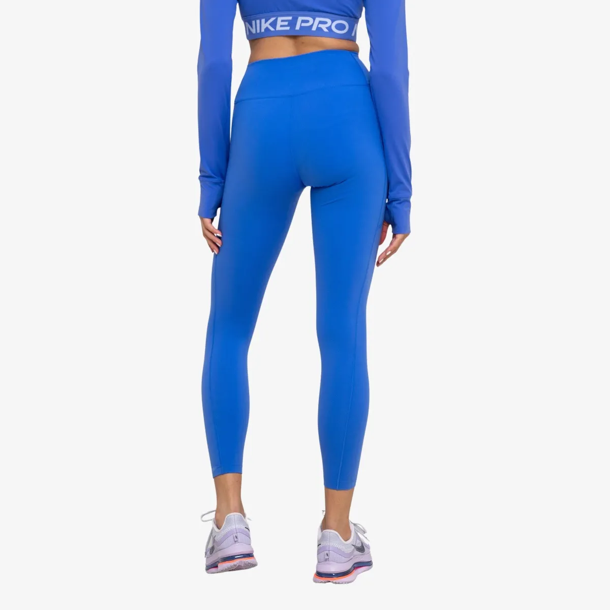 Nike Helanke One
