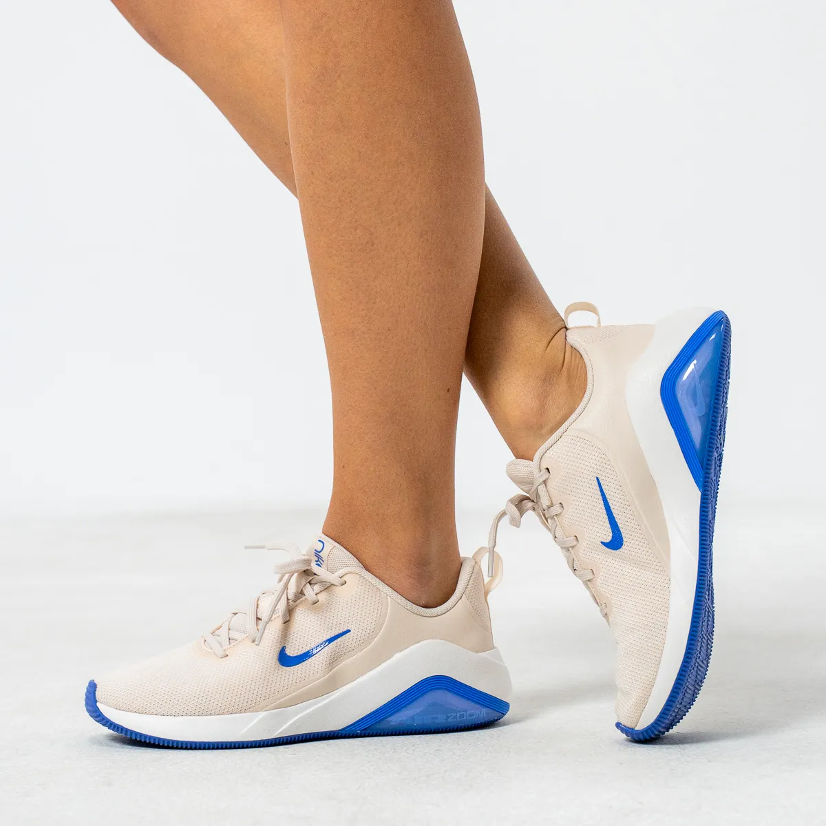 Nike Patike Air Zoom Bella 7