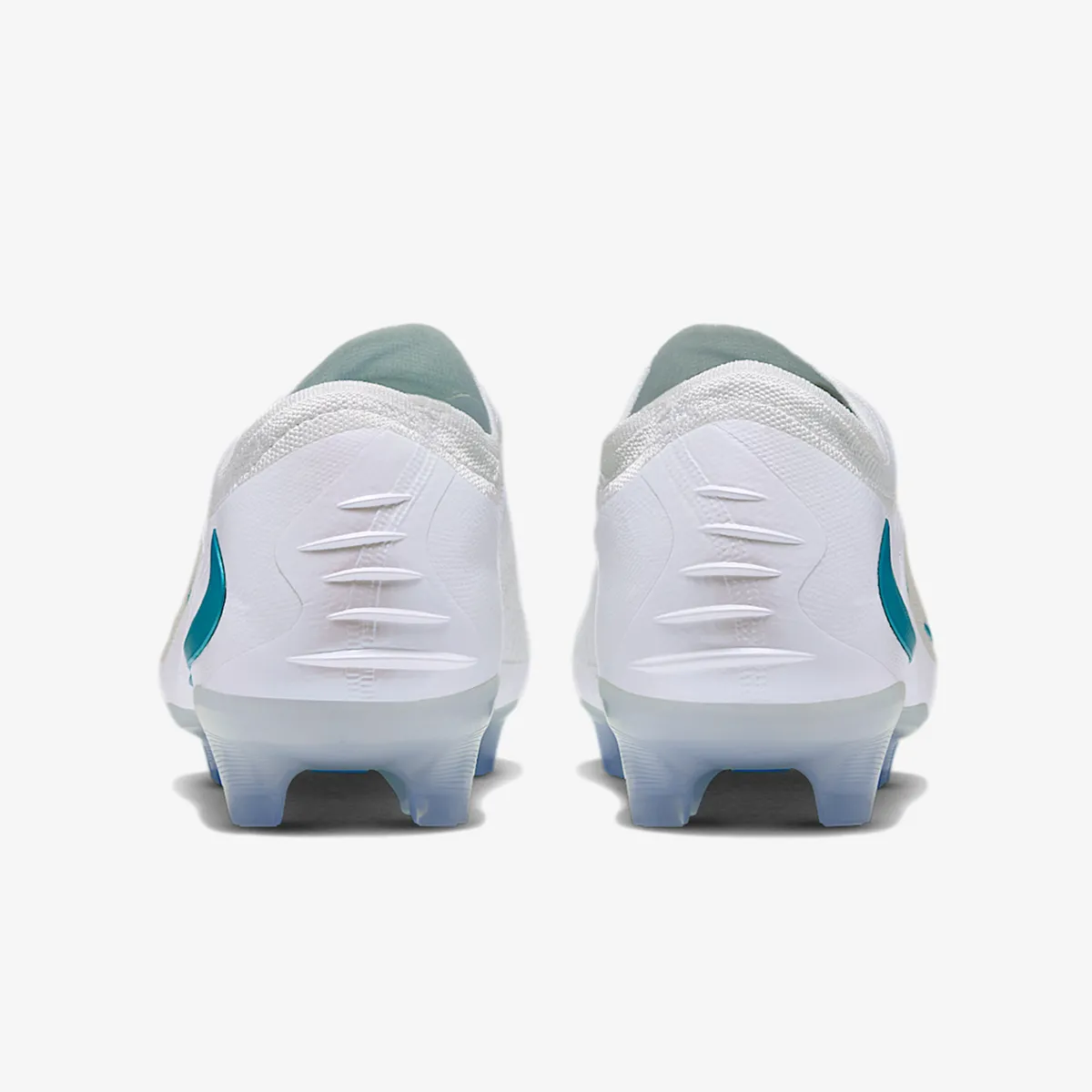 Nike Kopačke PHANTOM 6 LOW ELITE FG 