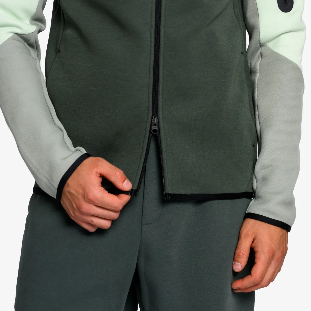 Nike Dukserica Tech